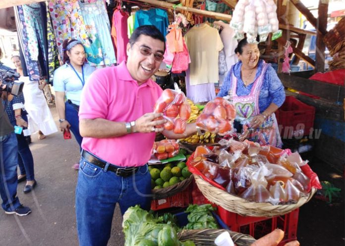 Enrique_Armas_mercado mercado roberto huembes