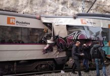 Un muerto y 95 heridos tras una colisión frontal entre dos trenes en Barcelona barcelona