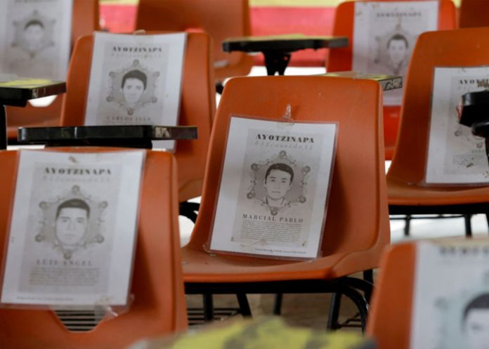 Estudiantes-de-Ayotzinapa gobierno de mexico