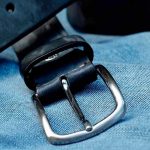 Profesor mexicano golpea con su cinturón a dos estudiantes en una pelea profesor