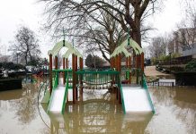 Inundaciones sumergen las pintorescas calles francesas