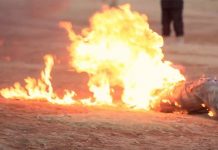 Joven sirio se prende fuego en Lesbos solicitante de asilo sirio