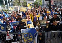 Oakland vuelve a celebrar campeonato de los Warriors golden