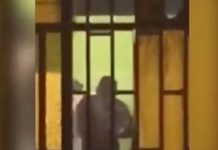 Golpea salvajemente a su hija por salir sin lavar trastes en Perú callao