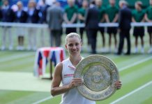 Wozniacki avanza a semifinales en Copa WTA simona