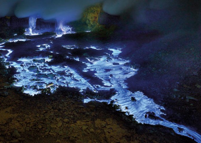 Ijen1 anillo de fuego del pacifico