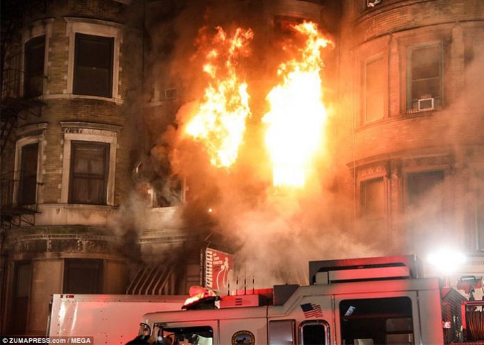 pelicula motherless brooklyn