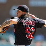 Indios barren serie ante Tigres con blanqueada de Clevinger mike