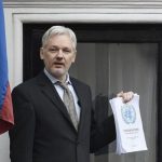 Senadores demócratas piden a Pence presionar a Ecuador por asilo de Assange ecuador
