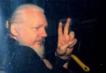 Anonymous: «Liberen a Assange o lo pagarán» gobierno de reino unido
