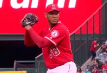 JC Ramírez regresa a la lista de lesionados de los Angelinos
