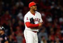 JC Ramírez firmó contrato de Ligas Menores con los Angels Juan