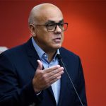 Venezuela acusa a Colombia de proporcionar apoyo a grupo armado venezuela