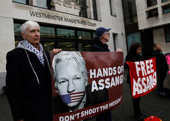 Julian-Assange_TKVrWVA julian assange