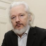Presunto espionaje contra Assange podría evitar su entrega a EE.UU. julian assange
