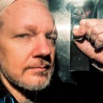 Médicos advierten que Julian Assange podría morir en prisión julian assange