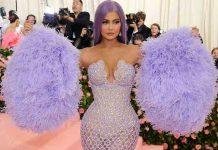 Hija de Kylie Jenner alborota las redes por vestirse igual que su mamá estados unidos