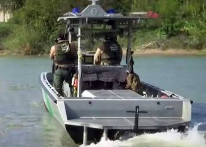 LANCHA-ATACADA estados unidos