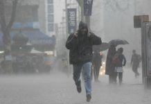 Emiten alerta naranja en 12 regiones de Uruguay por fuertes tormentas fenomeno meteorologico