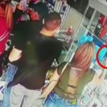 Mirá cómo una mujer se roba 10 celulares en segundos (VIDEO) colombia