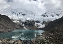 Caída de bloque de hielo casi desborda una laguna en Perú (VIDEO) inundacion