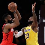LeBron guía a Lakers en victoria 111-106 ante Rockets lebron