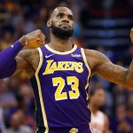 LeBron logra 1er triunfo con Lakers lebron