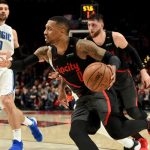 Lillard bate récord de triples de Portland, que gana a Magic damian