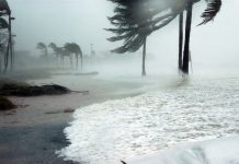 Kirk se acerca a las Antillas Menores y podría dejar severas inundaciones y deslaves estados unidos