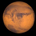 Captan un nuevo y espectacular cráter en la superficie de Marte captan