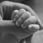 Mujer mata a joven embarazada para sacarle a su bebé y quedarse con él mexico