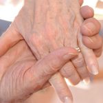 Anciano chileno mata a su esposa, se suicida y deja desconcertante carta pareja de ancianos