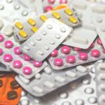 Trabajador de la salud pide intimidad a una joven a cambio de medicinas en Bolivia coronavirus