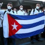 Parten médicos cubanos a tres países para combatir pandemia del coronavirus medicos cubanos