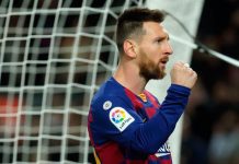 Un triplete de Messi permite al Barcelona mantener el liderato barcelona