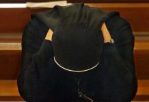Monja cuenta cómo un cura abusó de ella (VIDEO) exmonjas chilenas