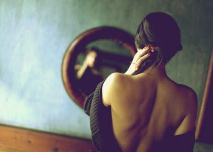 Mujer_BwKuTDS suicidio