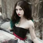 Hombre le toca partes íntimas, pero ella le da lección que jamás olvidará mujer