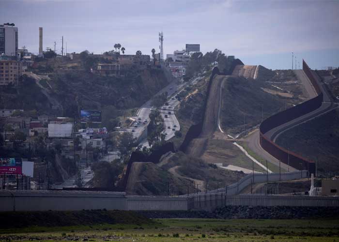 Muro_hFBluBl estados unidos