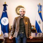 Imagen de Nayib Bukele cae más del 21 %, según encuesta encuesta