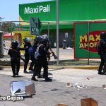 Comerciantes de Carazo resguardan su mercadería ante saqueos saqueos en nicaragua
