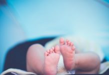 Niña recibirá doble pensión alimenticia gracias a gemelos mentirosos brasil