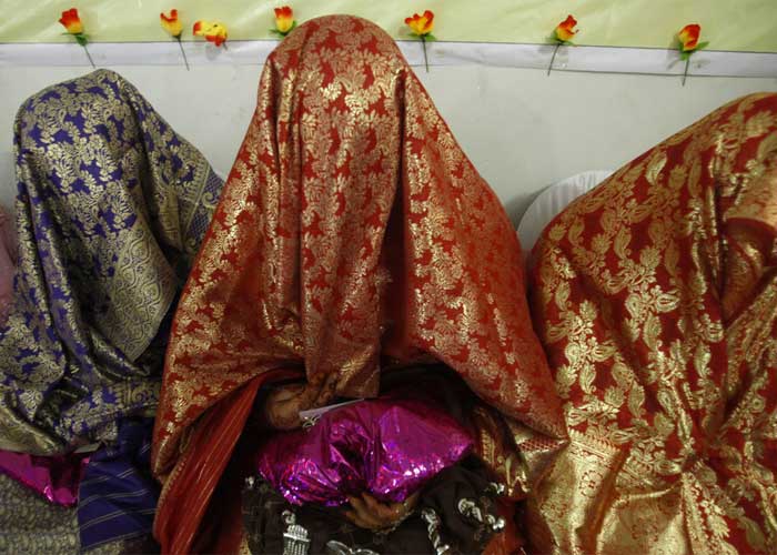 Nina_6L4FueL pakistan