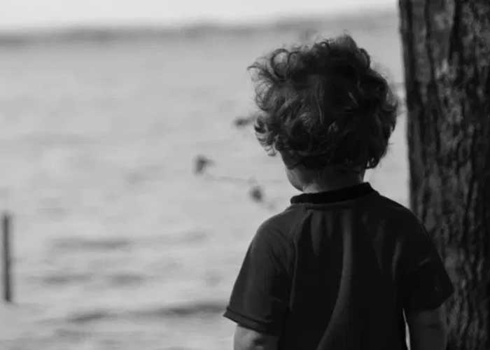 Nino-fallecido nino muerto