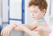 Rara enfermedad infantil paralizante preocupa a las autoridades estados unidos
