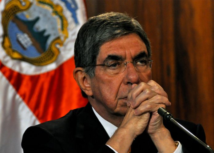 oscar arias