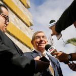 Analizarán de nuevo impedimento de salida de Óscar Arias oscar arias