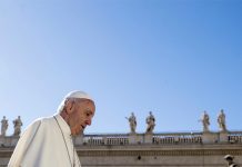 Exnuncio reitera que el papa Francisco sabía de los abusos del cardenal Theodore McCarrick papa francisco