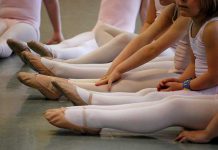 México: Estudiantes crean dispositivo que protege los pies de las bailarinas de ballet ortesis