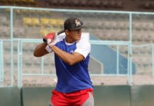 Milkar Pérez dentro de Top 30 de prospectos de los Marineros